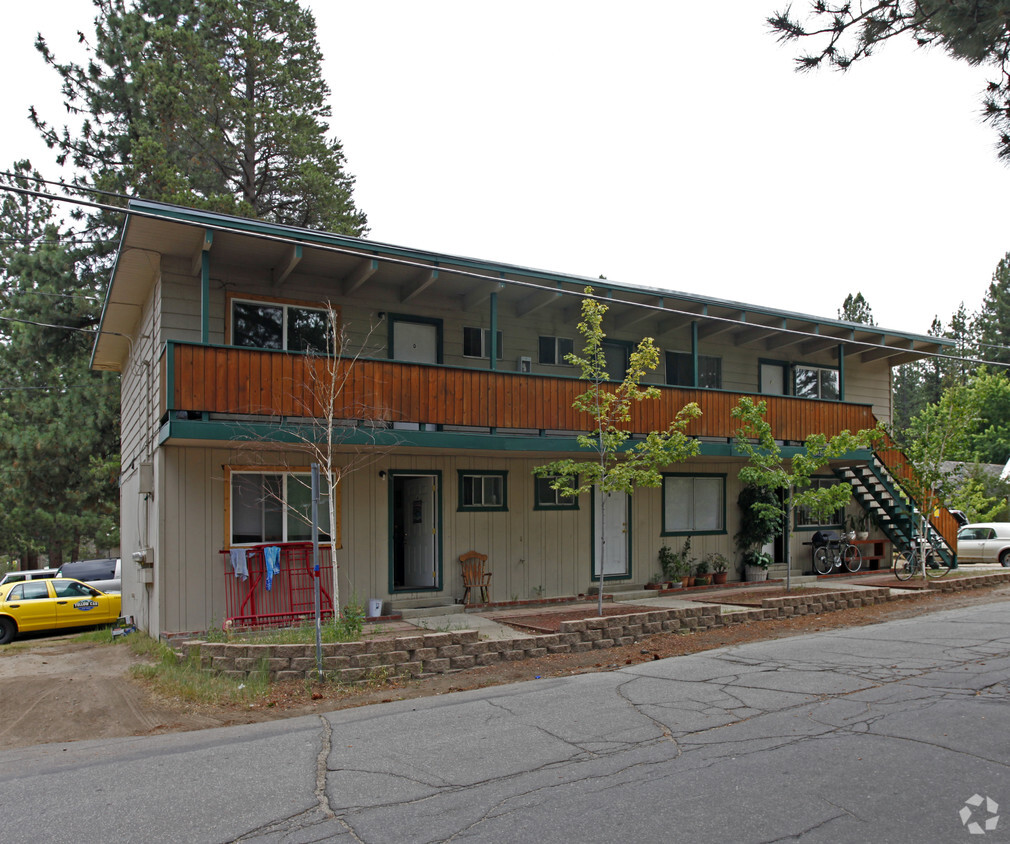 Building Photo - Rockwater Apartments - The Annex