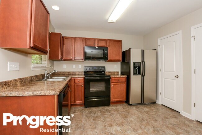 Building Photo - 8412 4 Sisters Ln