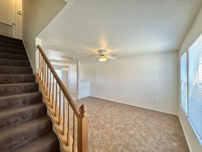 Building Photo - 2310 Wildewood Dr