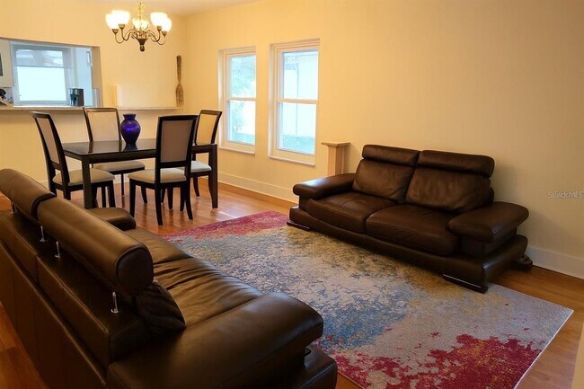 Foto del edificio - 10906 W Cove Harbor Dr