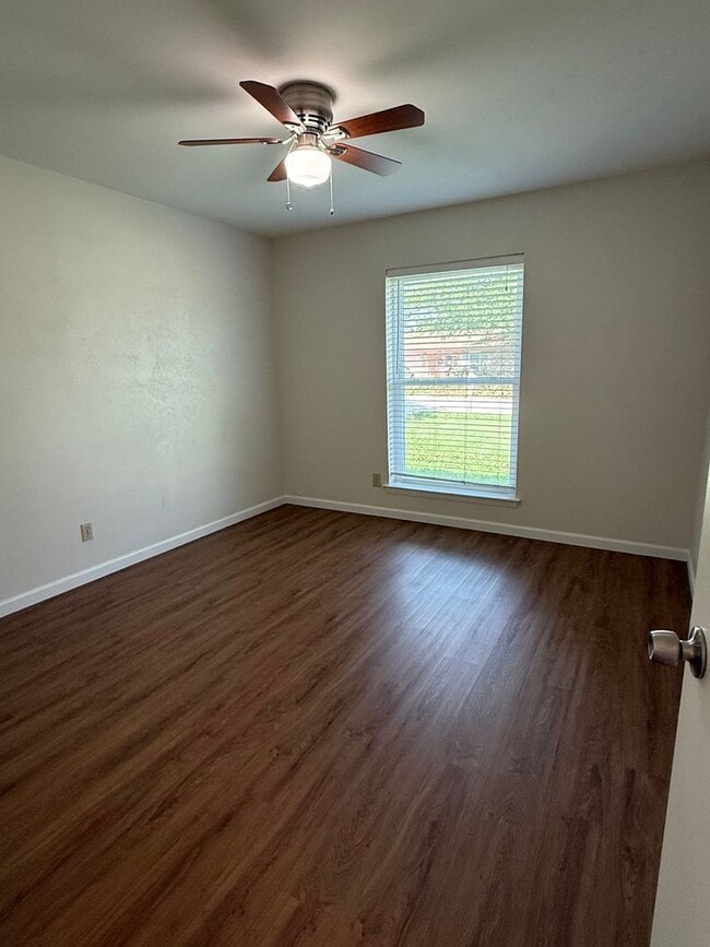 Building Photo - Home for Rent