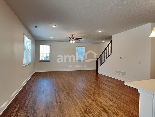 Foto del edificio - 8316 Northpoint Dr