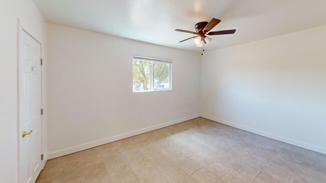 Foto del edificio - 1408 E Orange St.