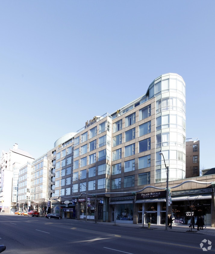 Building Photo - Yorkville Village