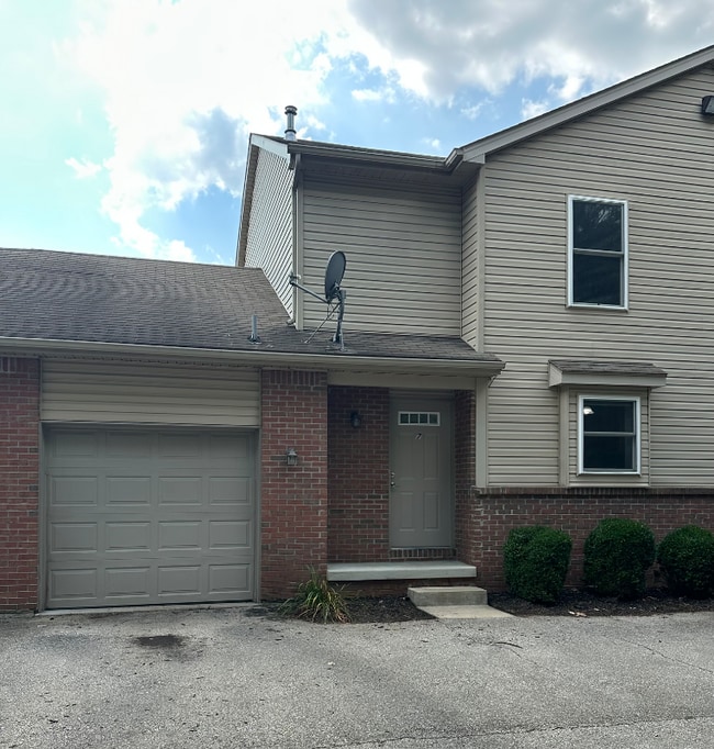 Building Photo - 6530 Brint Rd