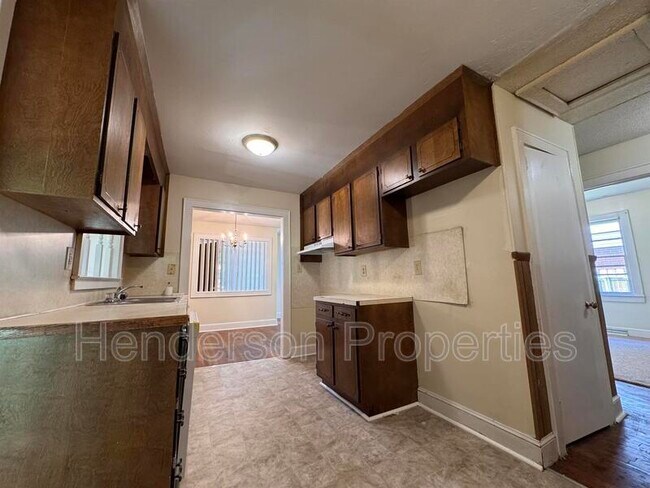 Foto del edificio - 634 N Kelly St