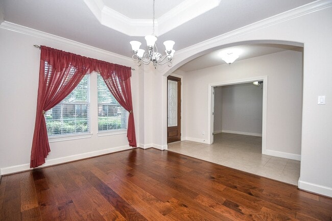 Building Photo - 24727 Top Mark Ct