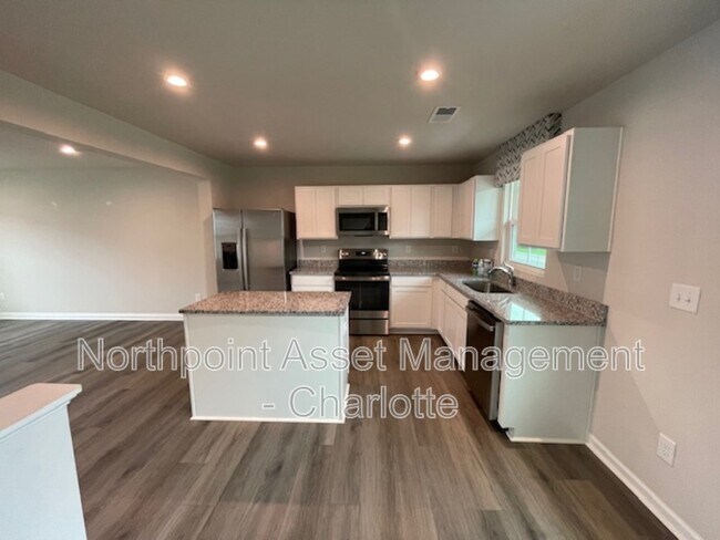 Foto del edificio - 2007 Langer St