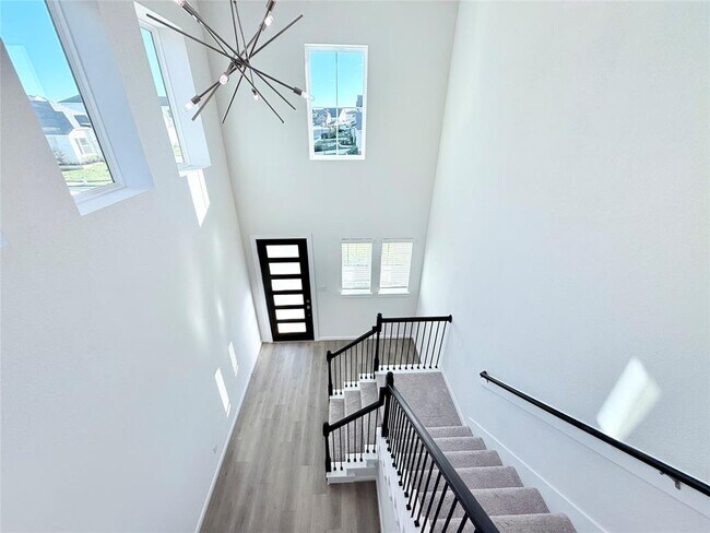 Building Photo - 604 Palatino Bend