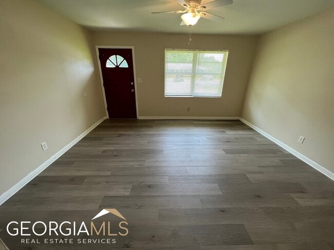 Building Photo - 4057 Elizabeth Park Ct