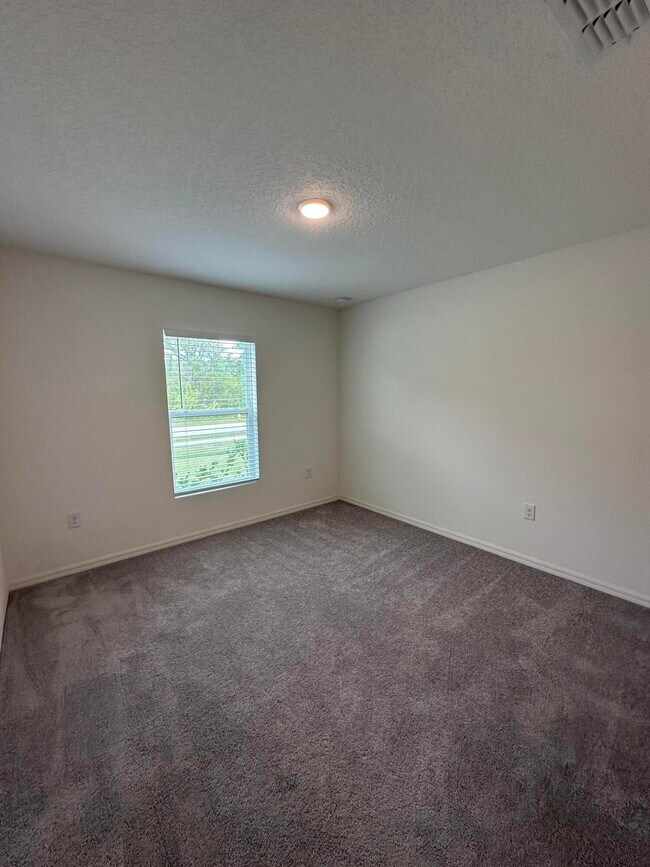 Building Photo - 550 Osmosis Dr