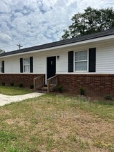 Building Photo - 469 Monetta St S E