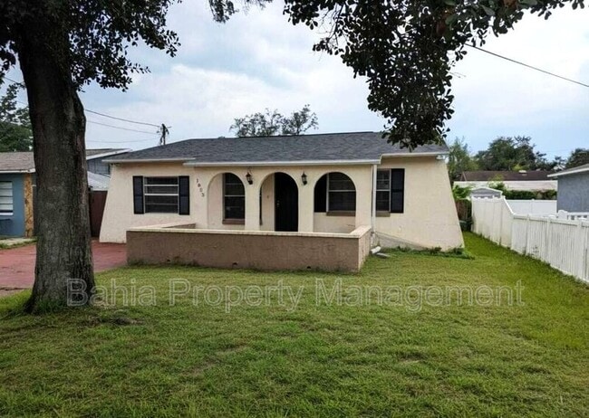 Photo - 1803 E Humphrey St House