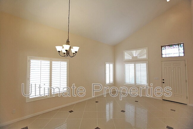 Foto del edificio - 20682 N 92nd Ln