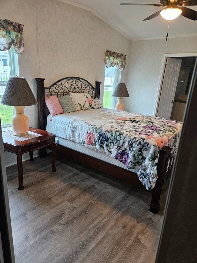 Building Photo - 36125 Lake Pasadena Rd