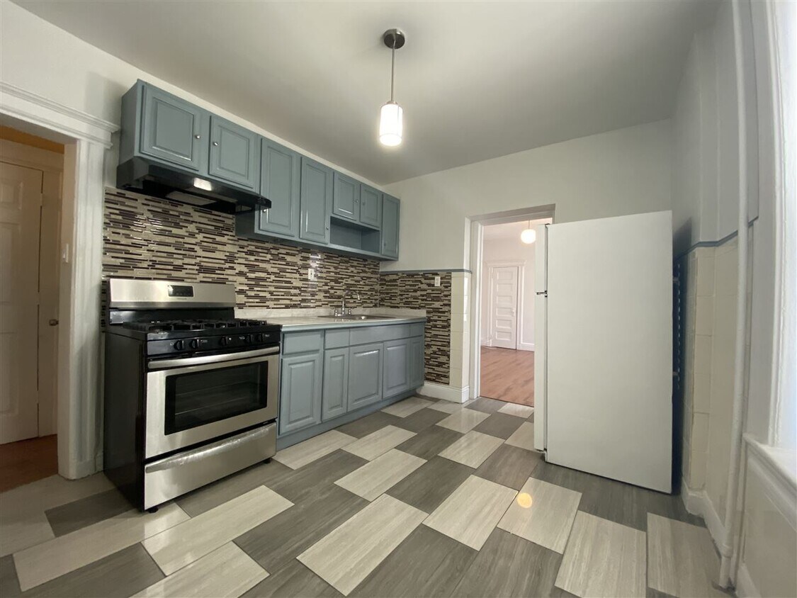 316 Hoboken Ave, Jersey City, NJ 07306 House Rental in Jersey City, NJ