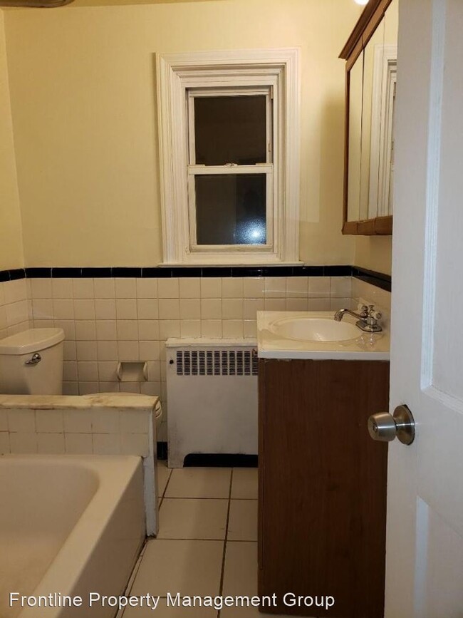 Building Photo - 3 br, 1 bath House - 502 Wiltshire Rd