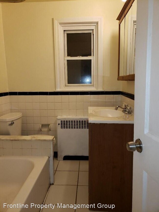 Foto del edificio - 3 br, 1 bath House - 502 Wiltshire Rd