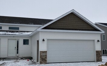 Building Photo - 303 Toronto Dr