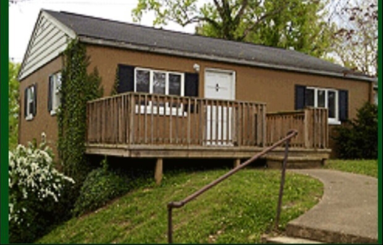 Primary Photo - 1830 Enslow Ave