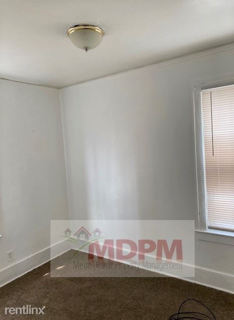 Foto del edificio - 9919 Abington Ave