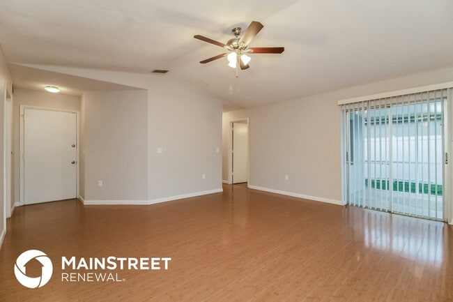 Building Photo - 1433 Vinetree Dr