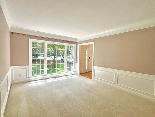 Foto del edificio - 4 Bed | 2.5 Bath House in Chapel Hill