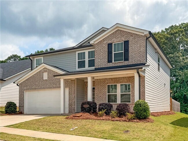 Building Photo - 5836 Hackberry Ln