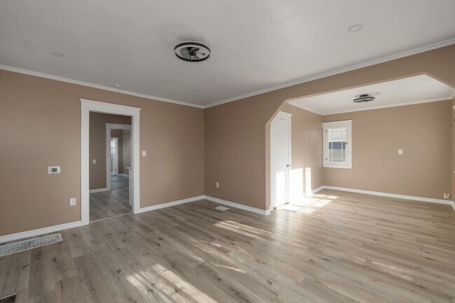 Foto del edificio - 3719 McKenzie St