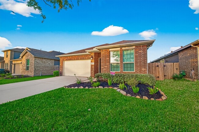 Building Photo - 7927 Tindarey Maple Trace