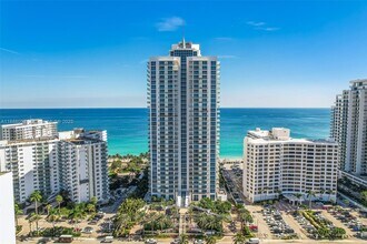 Building Photo - 3101 S Ocean Dr