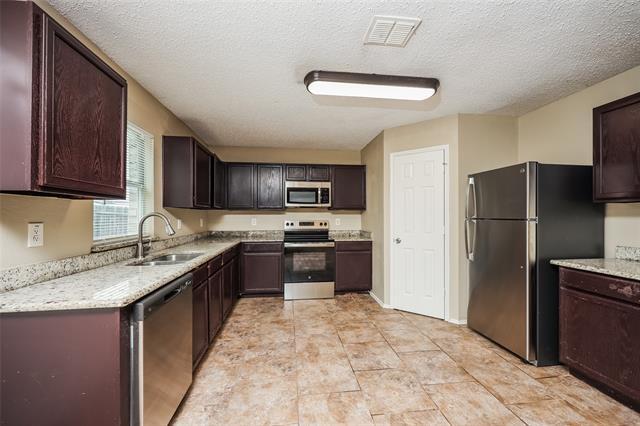Building Photo - 3563 Saguaro Dr