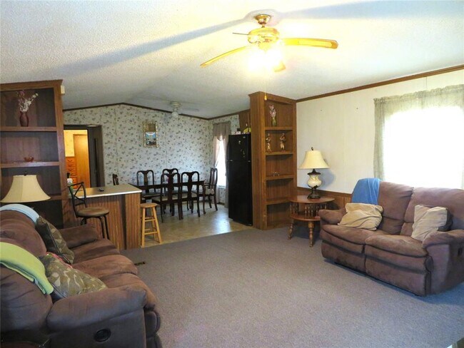 Foto del edificio - 6190 N FM 441 Rd