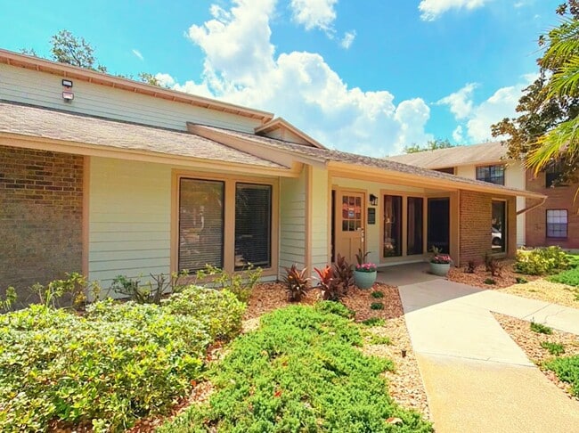 Foto del edificio - Oaks Of Lakebridge Community