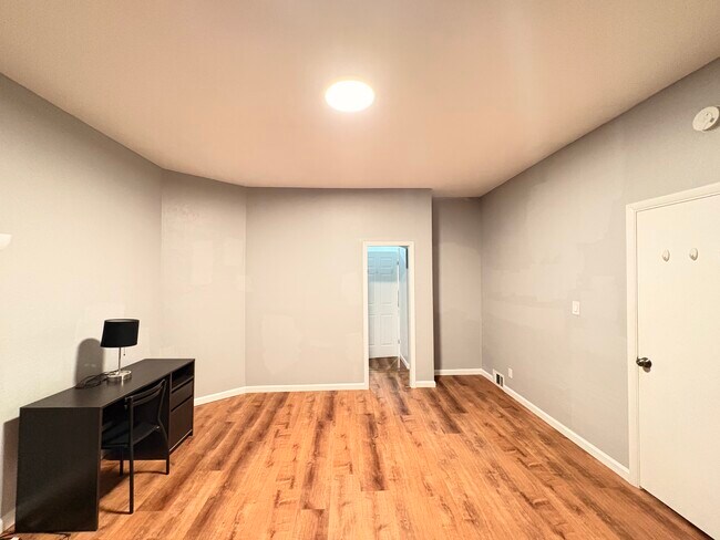 Foto del edificio - 3215 Dawson St