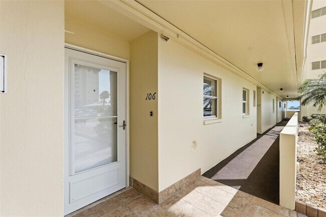 Foto del edificio - 4775 Cove Cir