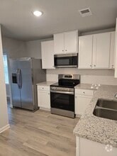 Building Photo - 7258 Crestside Dr