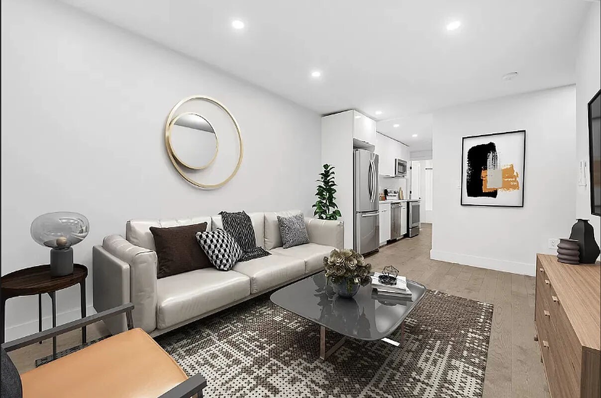 Foto principal - 241 West 75th Street