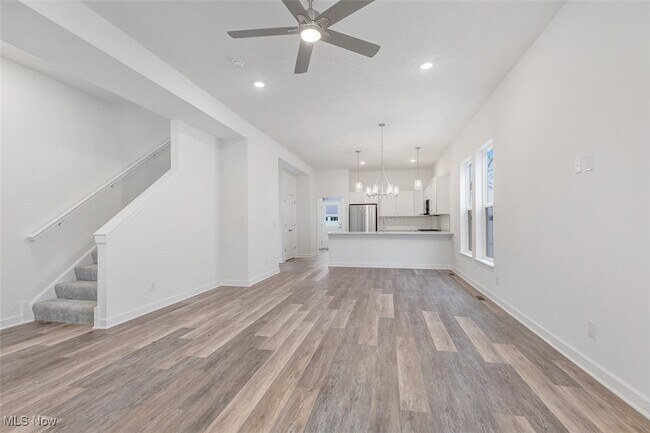 Foto del edificio - 2253 E 97th St