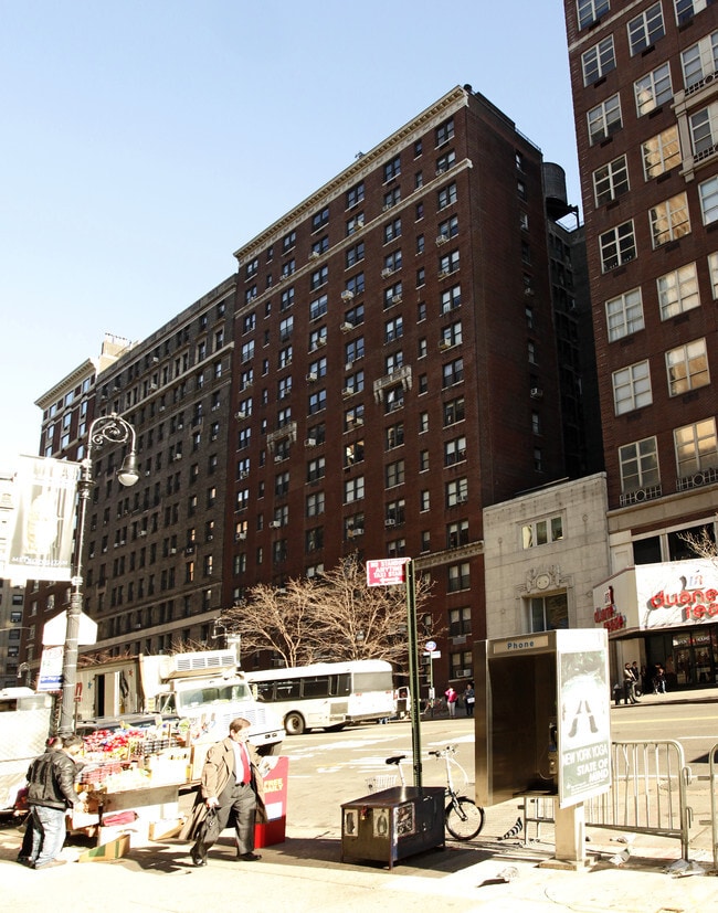Building Photo - 115 E 86th St