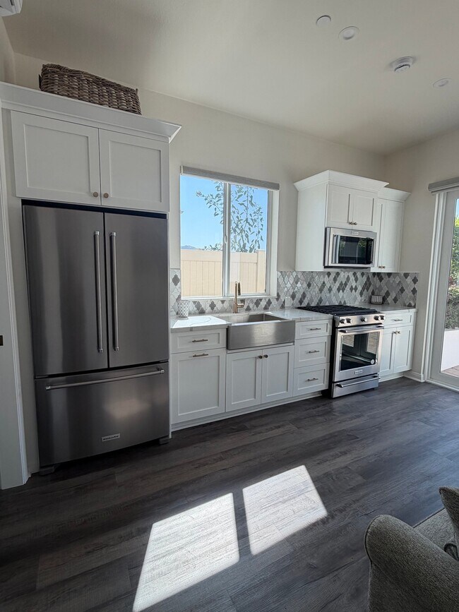 Foto del edificio - 7369 Grazing Ln