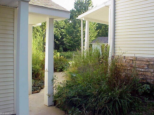 Building Photo - 7108 Wakefield Rd
