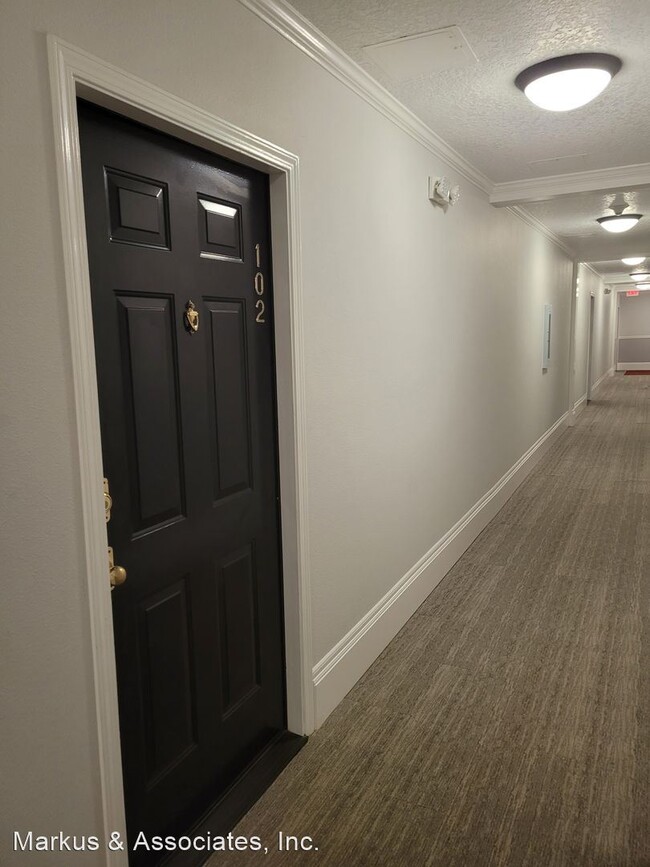 Building Photo - 2 br, 2 bath House - 4320 SW Corbett Ave. ...