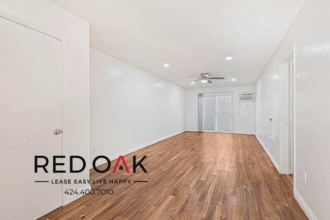 Foto del edificio - 587 N Dudley St