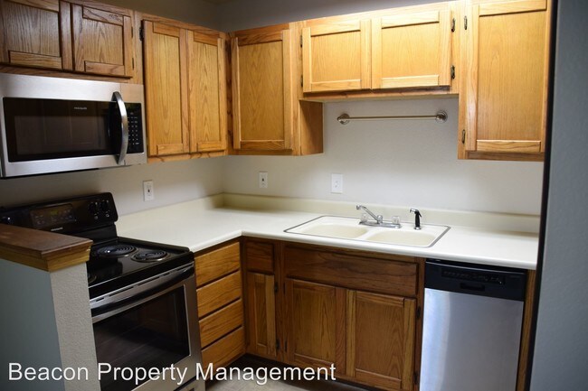 Foto del edificio - 1 br, 1 bath House - 5031 Garrison St 204