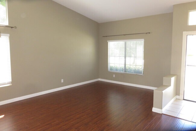 Building Photo - 13705 Lindamere Ln