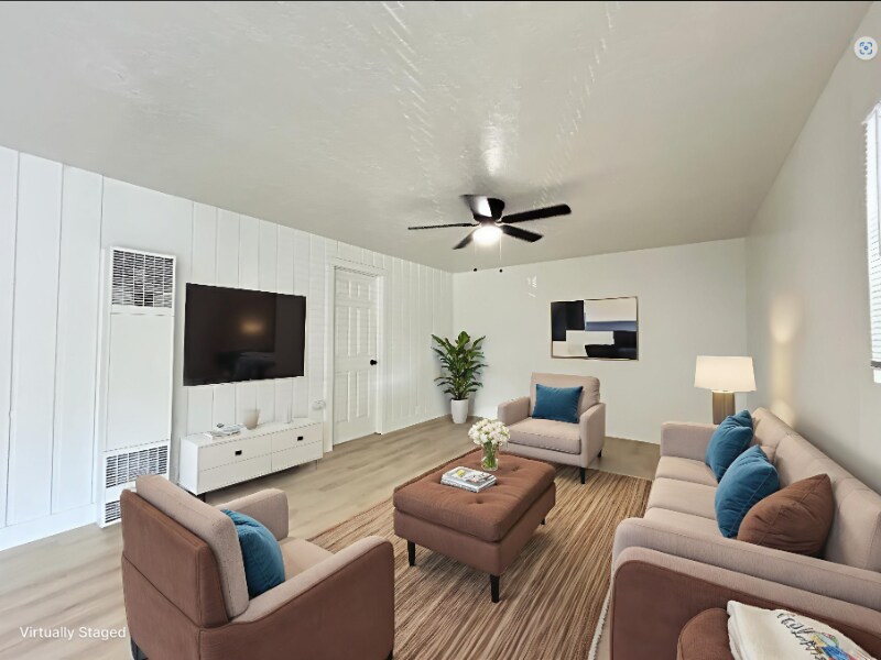 Foto principal - 951 N Redwood Rd