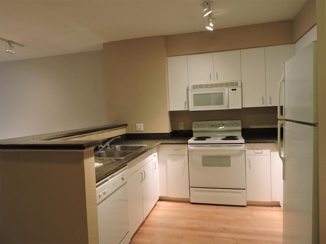 Photo - 8200 Oceanview Terrace Townhome