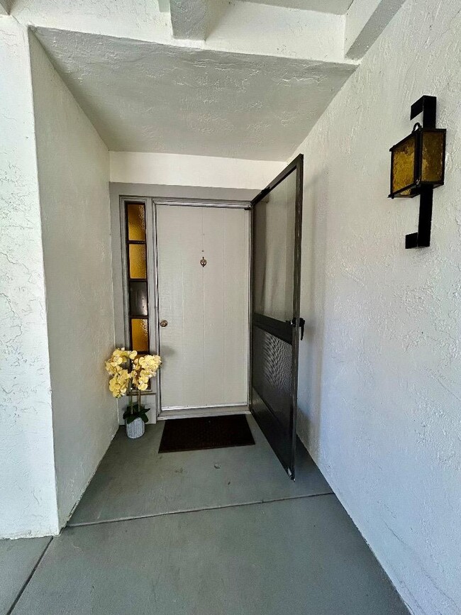 Building Photo - 5138 Cribari Pl