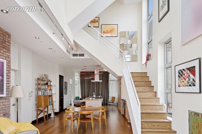 Building Photo - 15 Rivington St